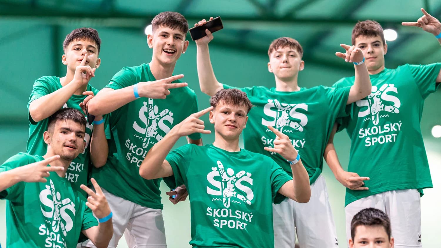Vianočný Super Florbal DETI: Oslava športu a pohybovej aktivity na základných školách