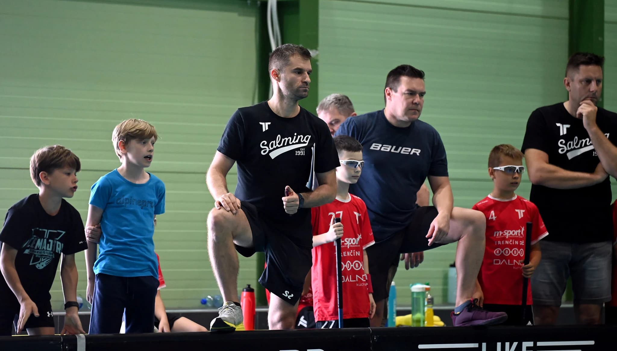 Chceš sa stať trénerom/trénerkou florbalu? Prihlás sa na školenie!