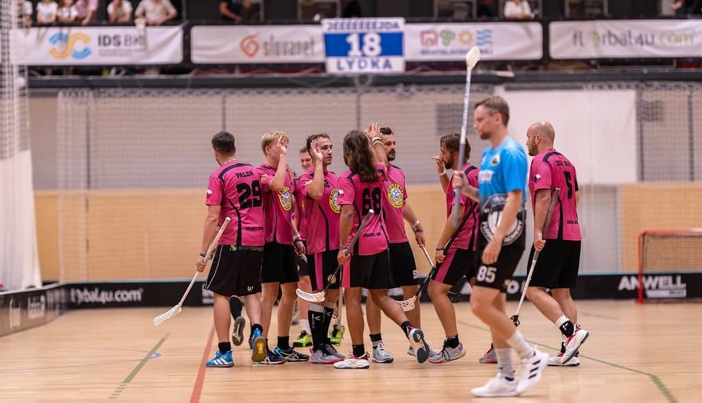 Trofeje zo Slovak Floorball Cupu vezú tímy z Nemecka, Slovenska a Česka