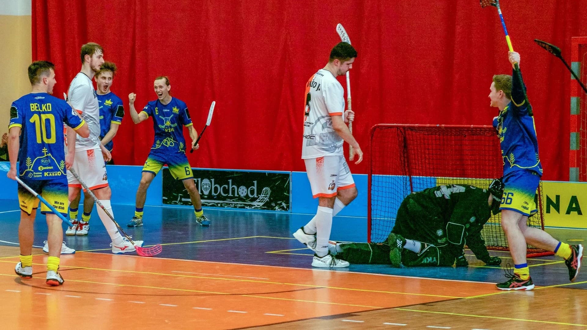 Repríza štvrťfinále, súboj tímov v top forme a aj meranie síl Dávida s Goliášom. Tipuje Martin Latka