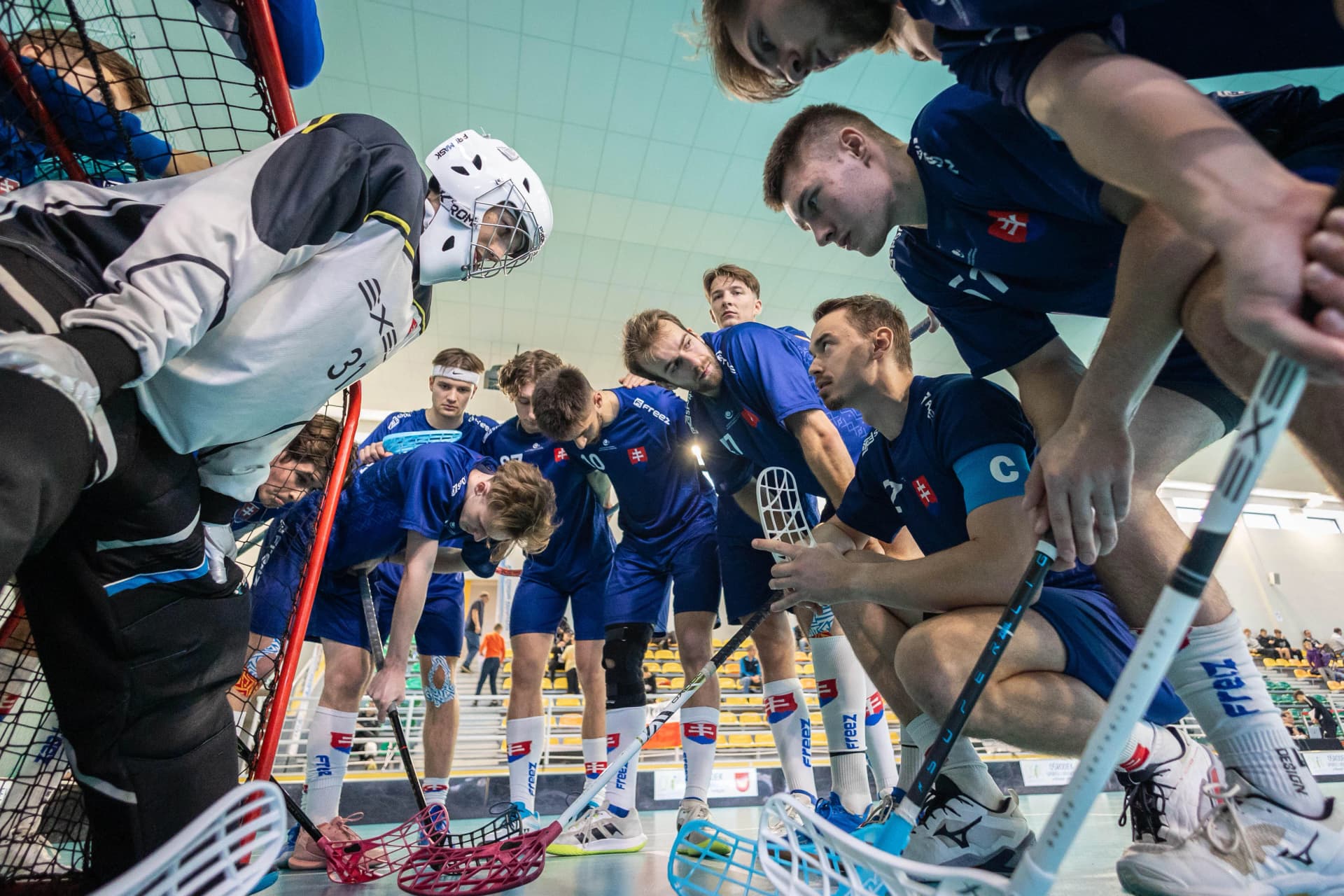 Prehra pre mužov až na záver turnaja. Juniorky ovládli turnaj v Budapešti!